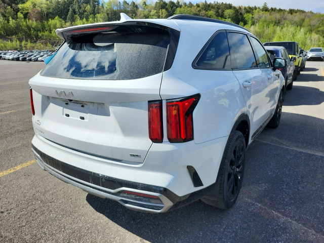 Kia Sorento 2.5L 4cyl AWD - автомобили, коли, обяви за нови и употребявани 2