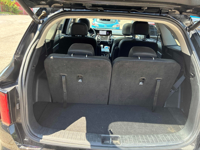 Kia Sorento 2.5L 4cyl AWD - автомобили, коли, обяви за нови и употребявани 11