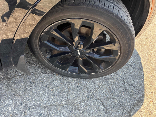 Kia Sorento 2.5L 4cyl AWD - автомобили, коли, обяви за нови и употребявани 6