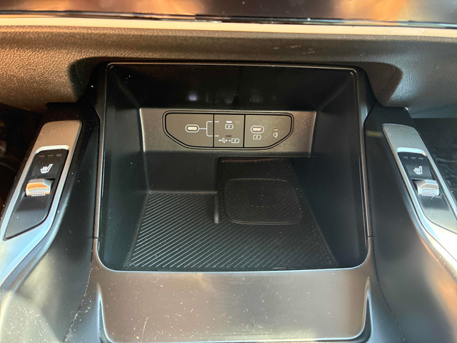 Kia Sorento 2.5L 4cyl AWD - автомобили, коли, обяви за нови и употребявани 10