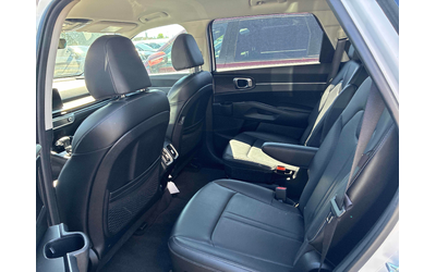Kia Sorento 2.5L 4cyl AWD - автомобили, коли, обяви за нови и употребявани 16