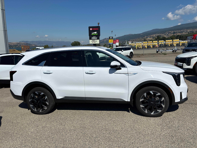 Kia Sorento 2.5L 4cyl AWD - автомобили, коли, обяви за нови и употребявани 2