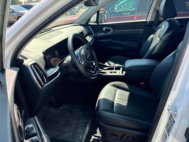Kia Sorento 2.5L 4cyl AWD - автомобили, коли, обяви за нови и употребявани 4