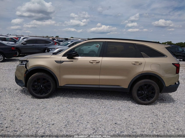 Kia Sorento 2.5L I-4 DI, DOHC, VVT, 191HP All Wheel Drive - автомобили, коли, обяви за нови и употребявани 13
