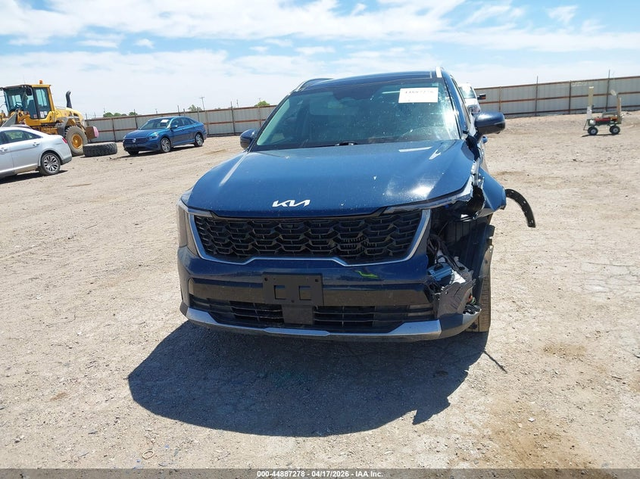 Kia Sorento 2.5L I-4 DI, DOHC, VVT, TURBO, 281HP Front Wheel Drive - автомобили, коли, обяви за нови и употребявани 12
