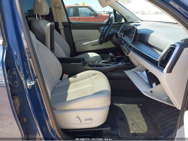 Kia Sorento 2.5L I-4 DI, DOHC, VVT, TURBO, 281HP Front Wheel Drive - автомобили, коли, обяви за нови и употребявани 4