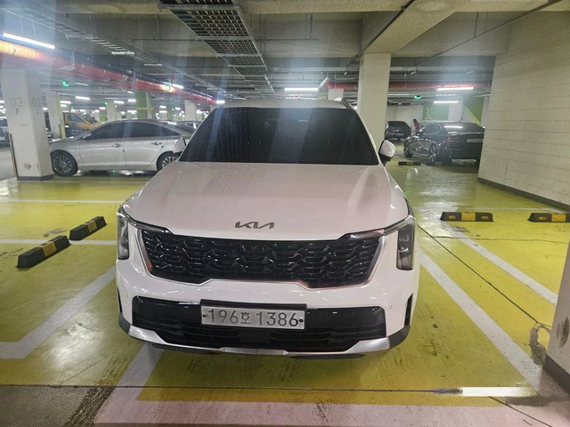 Kia Sorento Diesel 2.2 2WD Noblesse - автомобили, коли, обяви за нови и употребявани 0