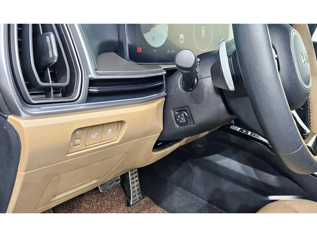 Kia Sorento Diesel 2.2 2WD Signature - автомобили, коли, обяви за нови и употребявани 13