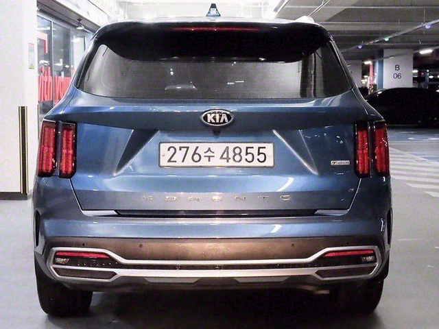 Kia Sorento Gasoline 2.5T 4WD Signature - автомобили, коли, обяви за нови и употребявани 4