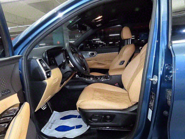 Kia Sorento Gasoline 2.5T 4WD Signature - автомобили, коли, обяви за нови и употребявани 5