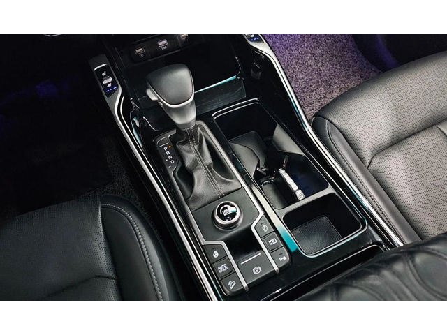 Kia Sorento Diesel 2.2 2WD Prestige - автомобили, коли, обяви за нови и употребявани 8