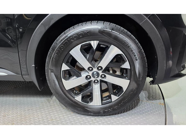 Kia Sorento Diesel 2.2 2WD Noblesse - автомобили, коли, обяви за нови и употребявани 4