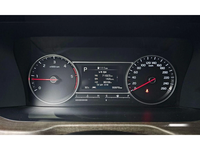 Kia Sorento Diesel 2.2 2WD Trendy * НАЙ-ДОБРА ЦЕНА В БЪЛГАРИЯ* - автомобили, коли, обяви за нови и употребявани 7