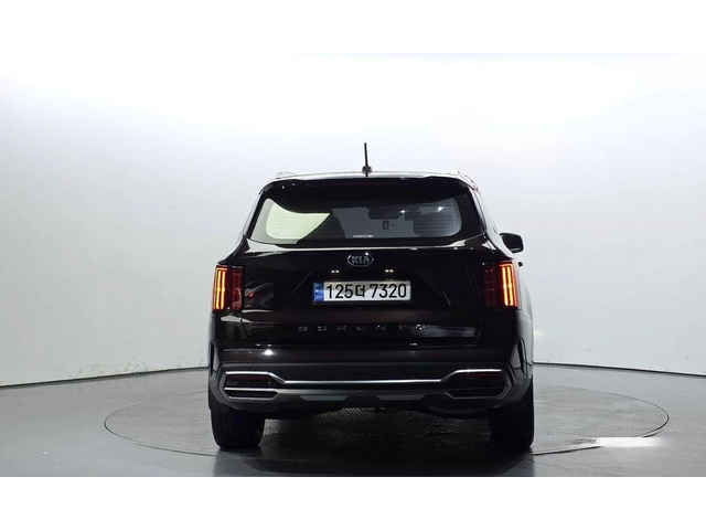 Kia Sorento Diesel 2.2 2WD Prestige - автомобили, коли, обяви за нови и употребявани 3