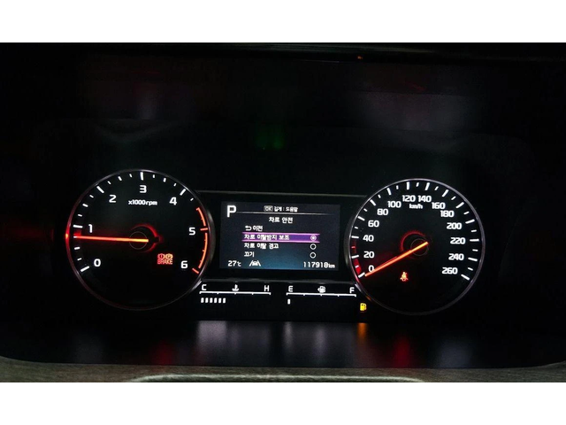 Kia Sorento Diesel 2.2 2WD Prestige - автомобили, коли, обяви за нови и употребявани 7