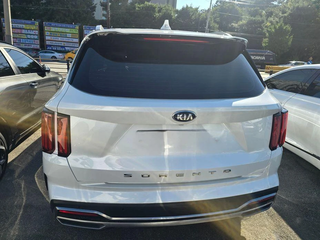 Kia Sorento Diesel 2.2 2WD * НАЙ-ДОБРА ЦЕНА В БЪЛГАРИЯ* - автомобили, коли, обяви за нови и употребявани 3