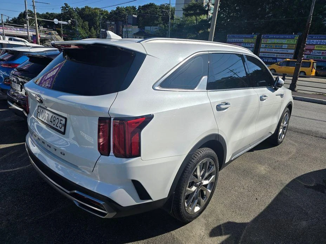 Kia Sorento Diesel 2.2 2WD * НАЙ-ДОБРА ЦЕНА В БЪЛГАРИЯ* - автомобили, коли, обяви за нови и употребявани 4