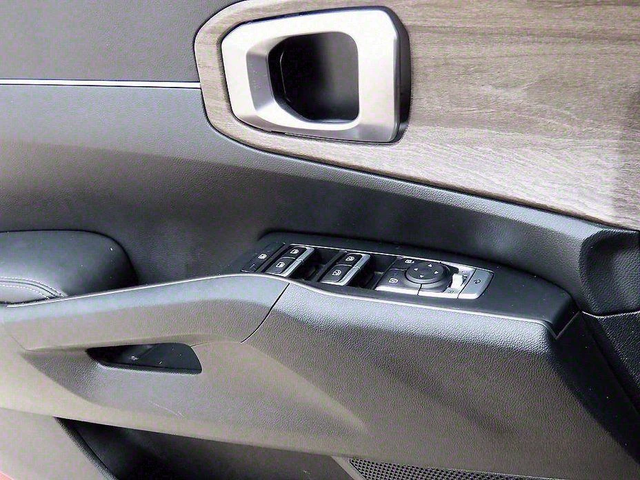 Kia Sorento Diesel 2.2 2WD * НАЙ-ДОБРА ЦЕНА В БЪЛГАРИЯ* - автомобили, коли, обяви за нови и употребявани 10