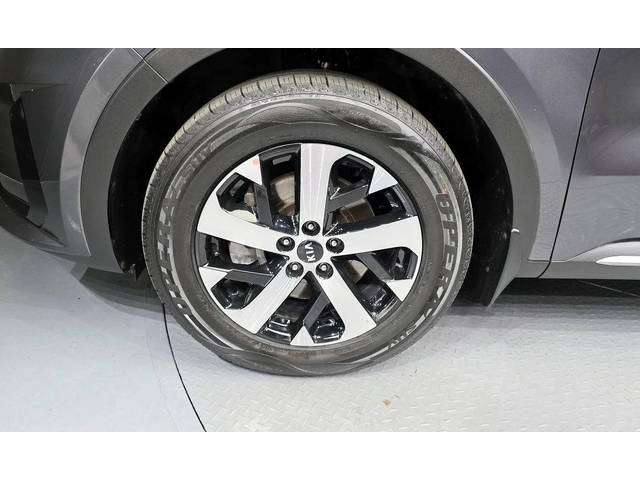 Kia Sorento Diesel 2.2 4WD * НАЙ-ДОБРА ЦЕНА В БЪЛГАРИЯ* - автомобили, коли, обяви за нови и употребявани 4