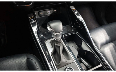 Kia Sorento Diesel 2.2 2WD * НАЙ-ДОБРА ЦЕНА В БЪЛГАРИЯ* - автомобили, коли, обяви за нови и употребявани 8