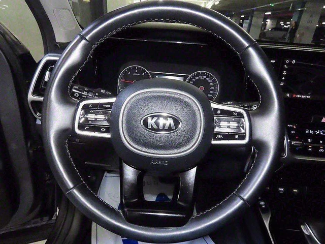 Kia Sorento - автомобили, коли, обяви за нови и употребявани 7