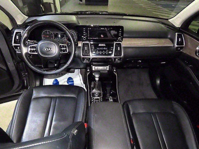 Kia Sorento - автомобили, коли, обяви за нови и употребявани 9