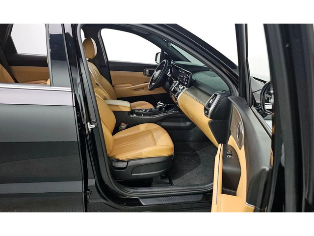 Kia Sorento - автомобили, коли, обяви за нови и употребявани 11