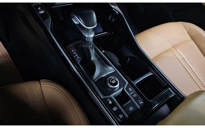 Kia Sorento - автомобили, коли, обяви за нови и употребявани 8