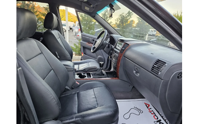 Kia Sorento 2.5D-140kc= 4x4= КЛИМАТРОНИК - автомобили, коли, обяви за нови и употребявани 14