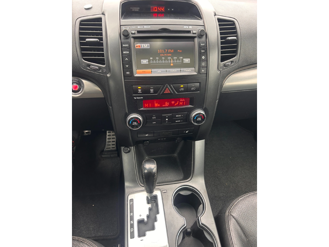 Kia Sorento 2.2CRDI 4WD AVTOMAT/NAVI/KAMERA/KOJA EURO 5 - автомобили, коли, обяви за нови и употребявани 12