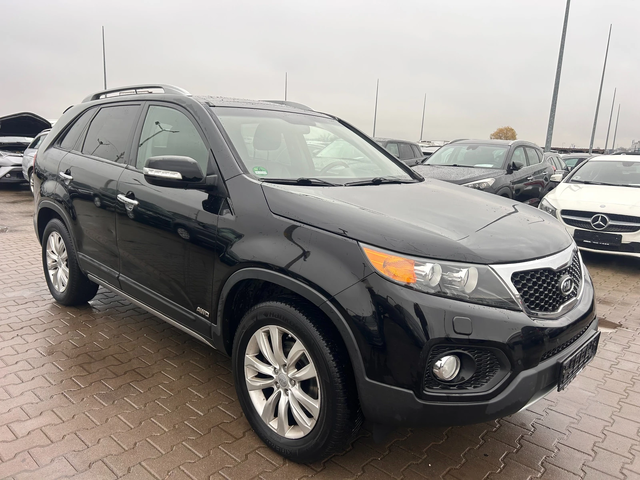 Kia Sorento 2.2CRDI 4WD AVTOMAT/NAVI/KAMERA/KOJA EURO 5 - автомобили, коли, обяви за нови и употребявани 3