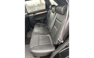 Kia Sorento 2.2CRDI 4WD AVTOMAT/NAVI/KAMERA/KOJA EURO 5 - автомобили, коли, обяви за нови и употребявани 9