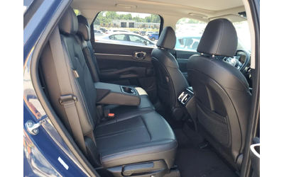 Kia Sorento S / ДИСТРОНИК / КОЖЕН САЛОН / ПОДГРЕВИ / ПАНОРАМА - автомобили, коли, обяви за нови и употребявани 9