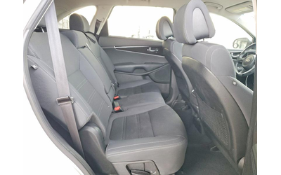 Kia Sorento 3.3L 6 ALL WHEEL DRIVE - автомобили, коли, обяви за нови и употребявани 11