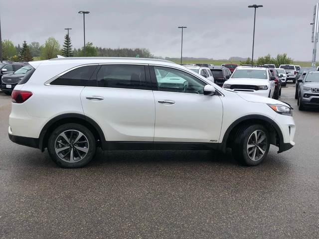 Kia Sorento 3.3L 6cyl AWD - автомобили, коли, обяви за нови и употребявани 2