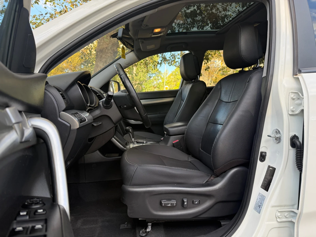 Kia Sorento 2.2CRDi* 4x4* Ky-Less* Автоматик* ПАРКТРОНИК* КОЖА - автомобили, коли, обяви за нови и употребявани 7