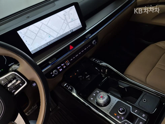 Kia Sorento 1.6T HEV 4WD Signature GravityЛИЗИНГ БЕЗ ПЪРВ. ВН. - автомобили, коли, обяви за нови и употребявани 8