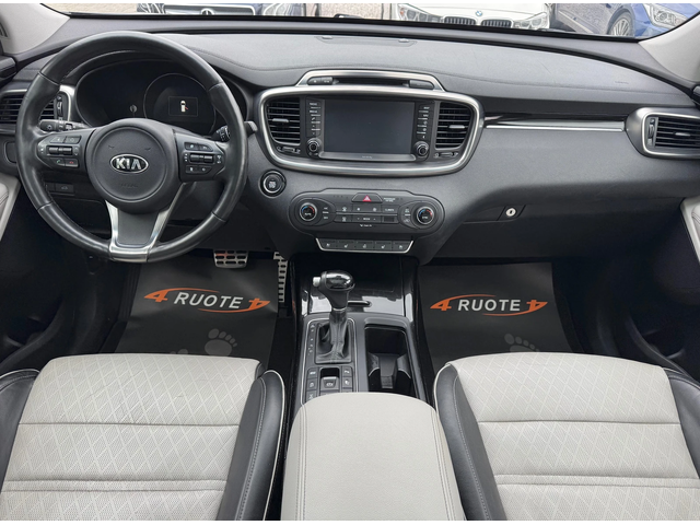 Kia Sorento 2.2CRDi AWD Обдух/Подгрев/Пано/Keyless/360Камера - автомобили, коли, обяви за нови и употребявани 8