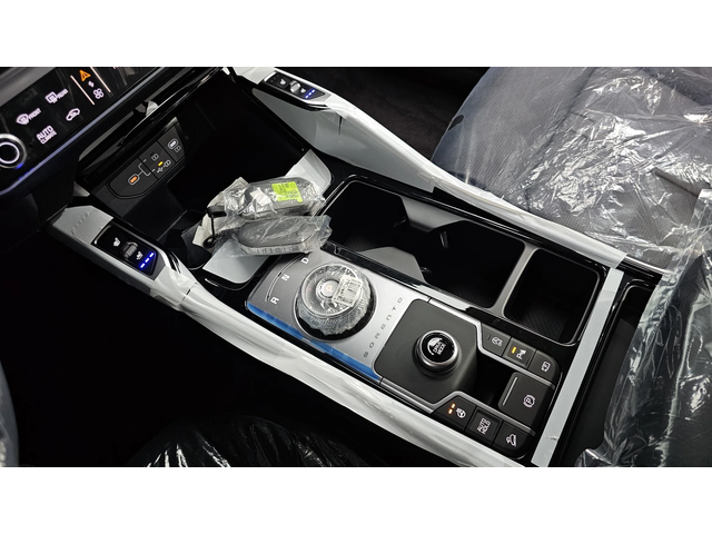 Kia Sorento Prestige 2.2 2WD autogeorge.com - автомобили, коли, обяви за нови и употребявани 8