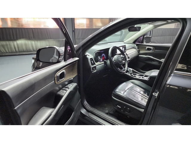 Kia Sorento 2.2 4WD 7 МЕСТА PRESTIGE autogeorge.com - автомобили, коли, обяви за нови и употребявани 4