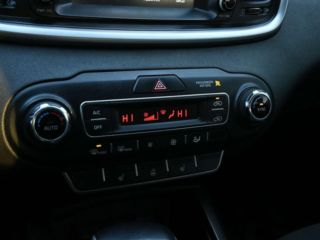 Kia Sorento * L, LX, S * CARFAX * ЦЕНА ДО БГ - автомобили, коли, обяви за нови и употребявани 16