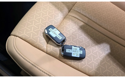 Kia Sorento 2.5T 2Wd - автомобили, коли, обяви за нови и употребявани 15