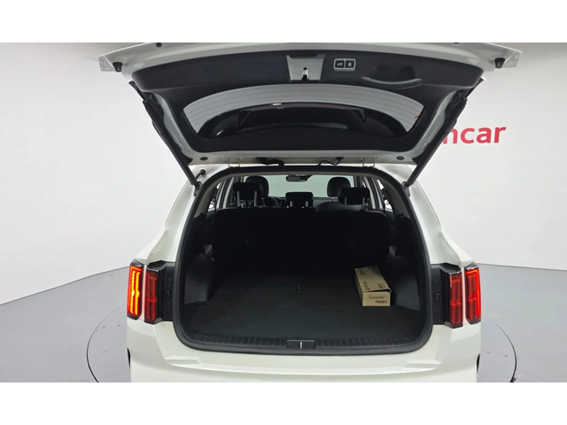 Kia Sorento Diesel 2.2 2Wd Prestige - автомобили, коли, обяви за нови и употребявани 16