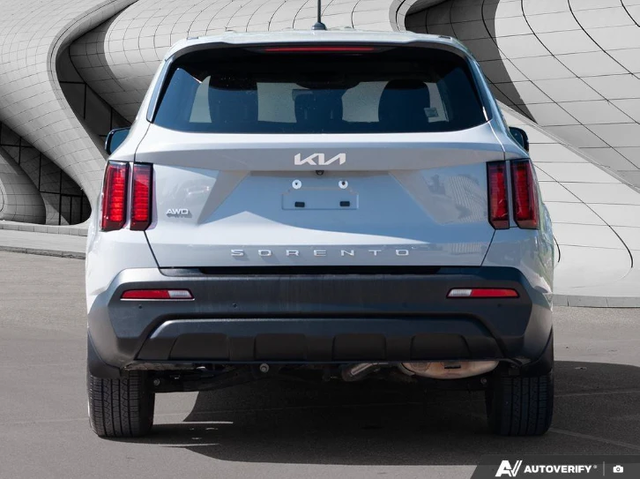 Kia Sorento LX* AWD* CARPLAY* ПОДГРЕВ* KEYLESS* КАМЕРА* - автомобили, коли, обяви за нови и употребявани 6