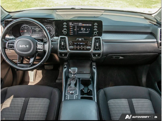 Kia Sorento LX* AWD* CARPLAY* ПОДГРЕВ* KEYLESS* КАМЕРА* - автомобили, коли, обяви за нови и употребявани 8