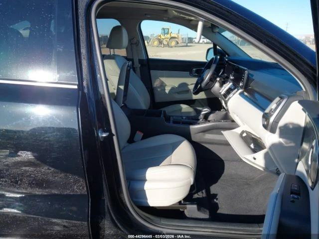 Kia Sorento * S* КОЖА* ПОДГРЕВ* LED* PANORAMA* - автомобили, коли, обяви за нови и употребявани 4