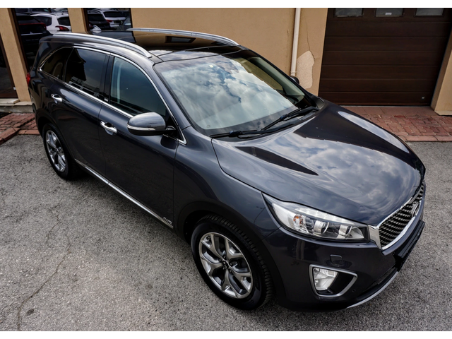Kia Sorento 2.2CRDI REBEL 4X4 AUTO - автомобили, коли, обяви за нови и употребявани 1