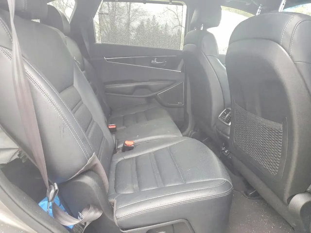 Kia Sorento SX V6 - автомобили, коли, обяви за нови и употребявани 9