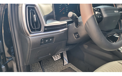 KIA Sorento - автомобили, коли, обяви за нови и употребявани 10