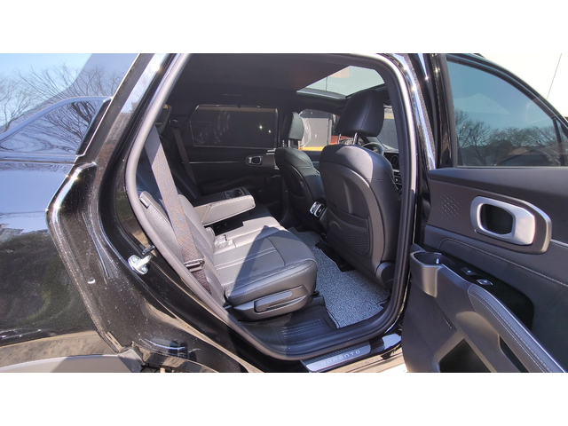 KIA Sorento - автомобили, коли, обяви за нови и употребявани 23